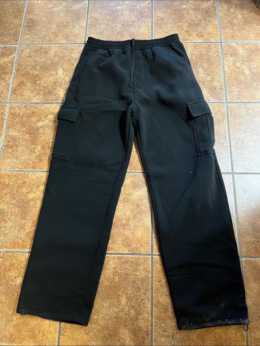BTL BEYOND THE LIMIT Fleece Cargo Sweatpants size large Black